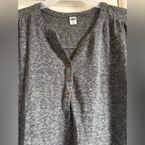 Old Navy Charcoal Short Sleeve Top - Picture 2 of 4